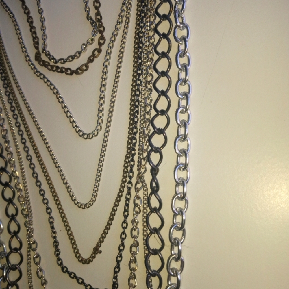 Multiple Chain Necklace - Picture 3 of 8